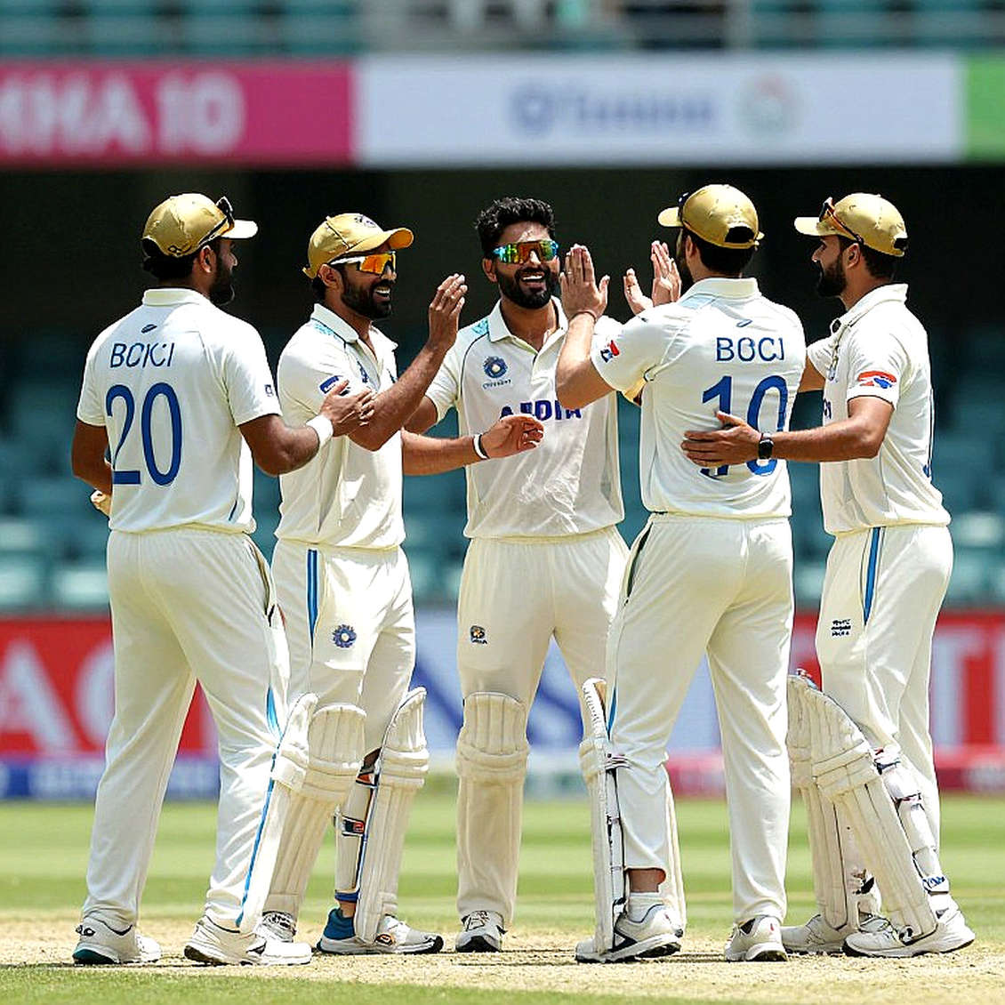 শেষ বলের সেঞ্চুরি, শেষ ওভারের হতাশা: হায়দরাবাদে সিরিজ ফিরিয়ে আনল ওয়েস্ট ইন্ডিজ